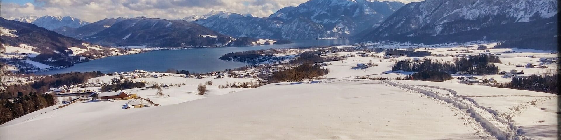 Beautiful day, with a lot of #snow. #hiking