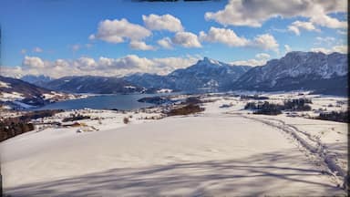 Beautiful day, with a lot of #snow. #hiking