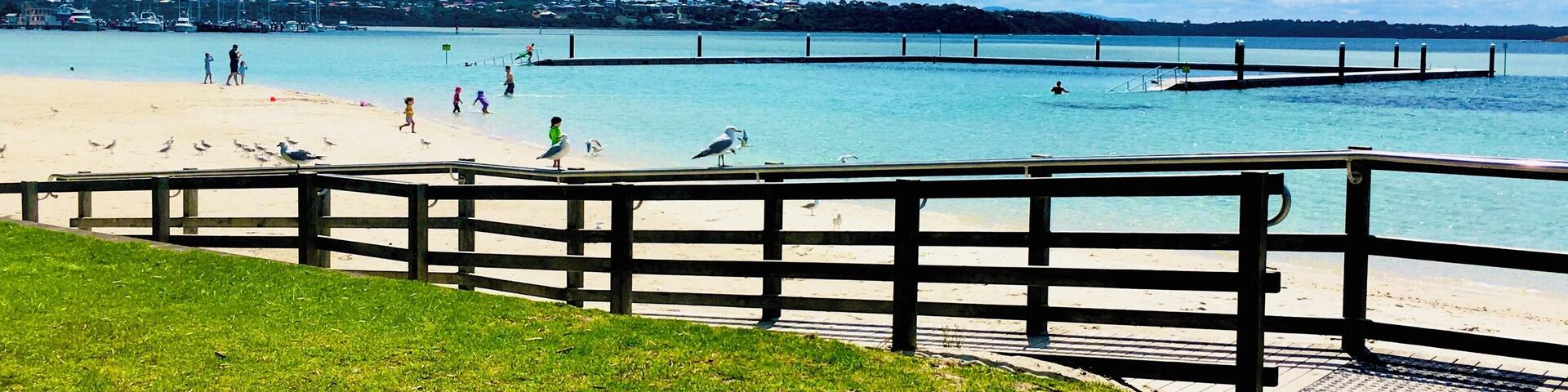 A beautiful blue sea !