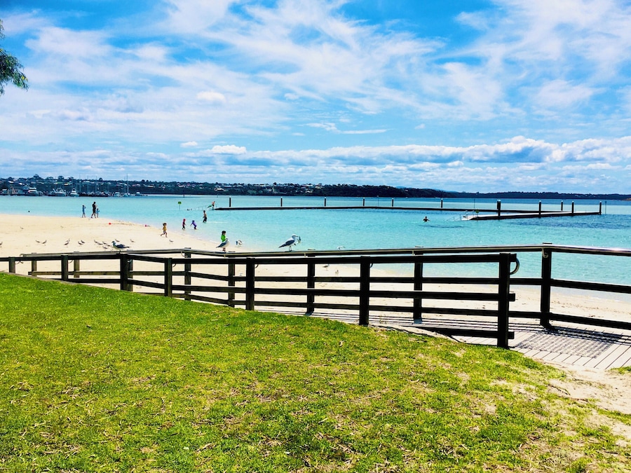 A beautiful blue sea !