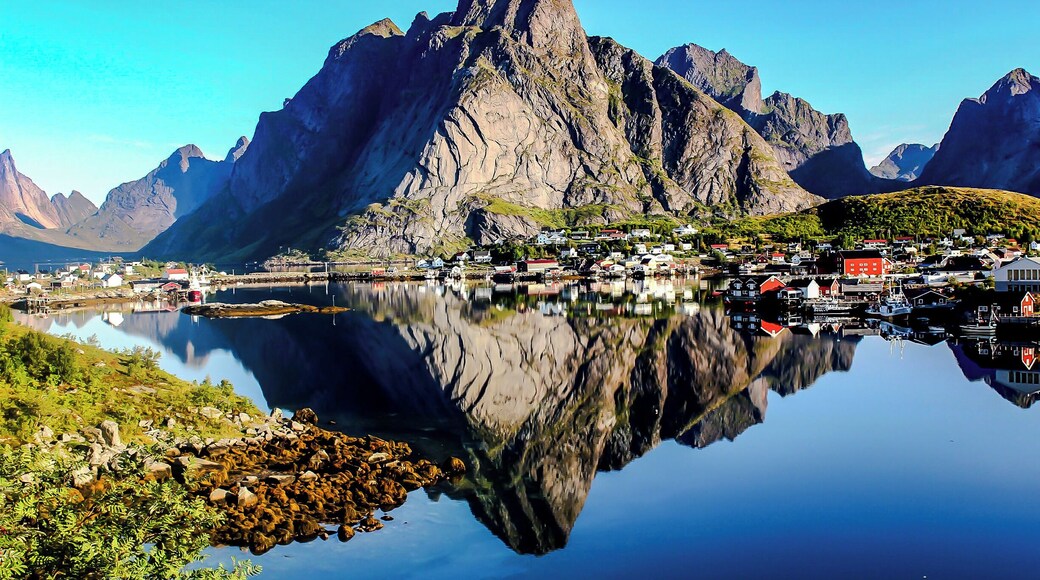 Pretty village of Reine in the arctic Norway!