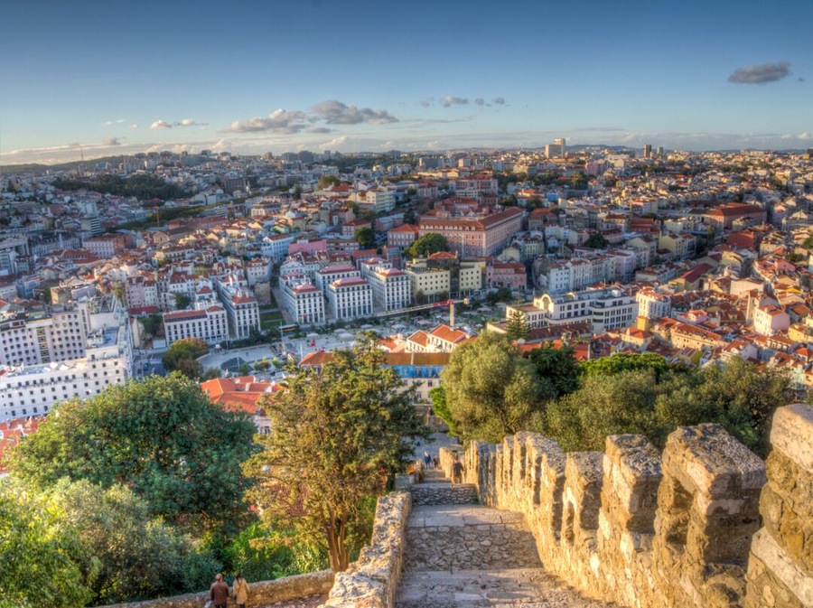 Sao Jorge Castle Ives spectacular views looking down onto the City of Lisbon
#Trovember #Lisbon