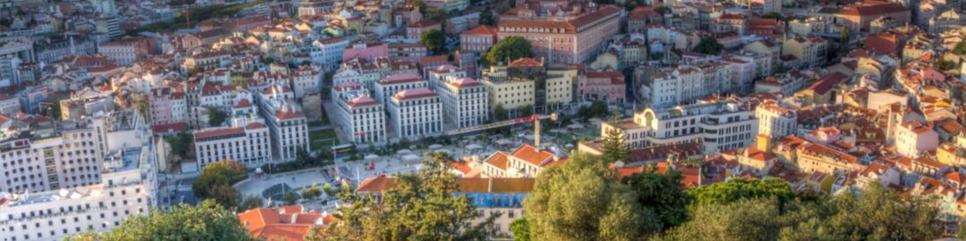 Sao Jorge Castle Ives spectacular views looking down onto the City of Lisbon
#Trovember #Lisbon