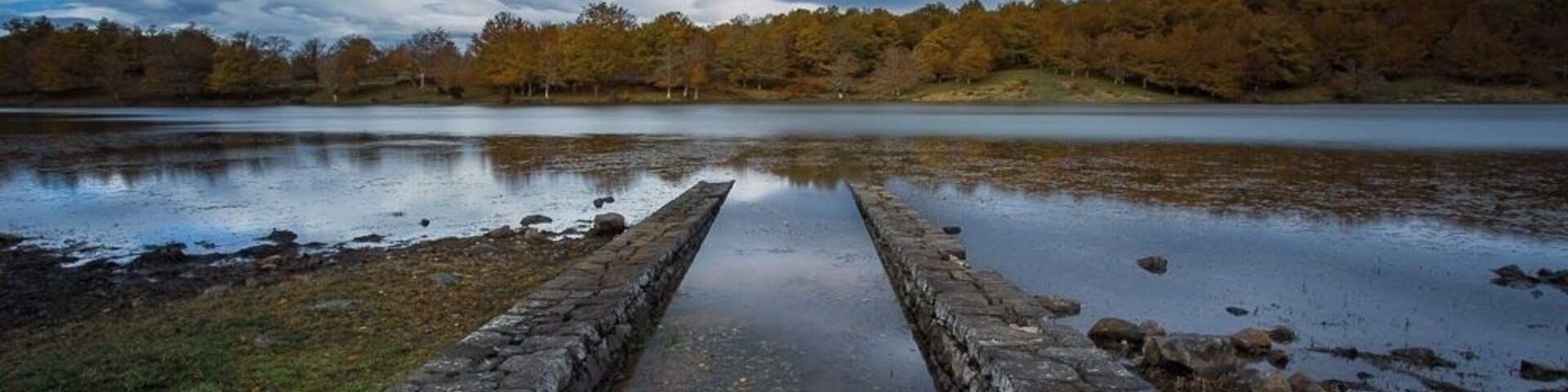 Shot last November 17 in long exposure at the Parco Dei Nebrodi.