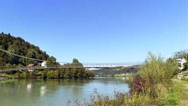 Mariensteg over the Inn connecting Wernstein (Austria) and Neuburg am Inn (Germany)