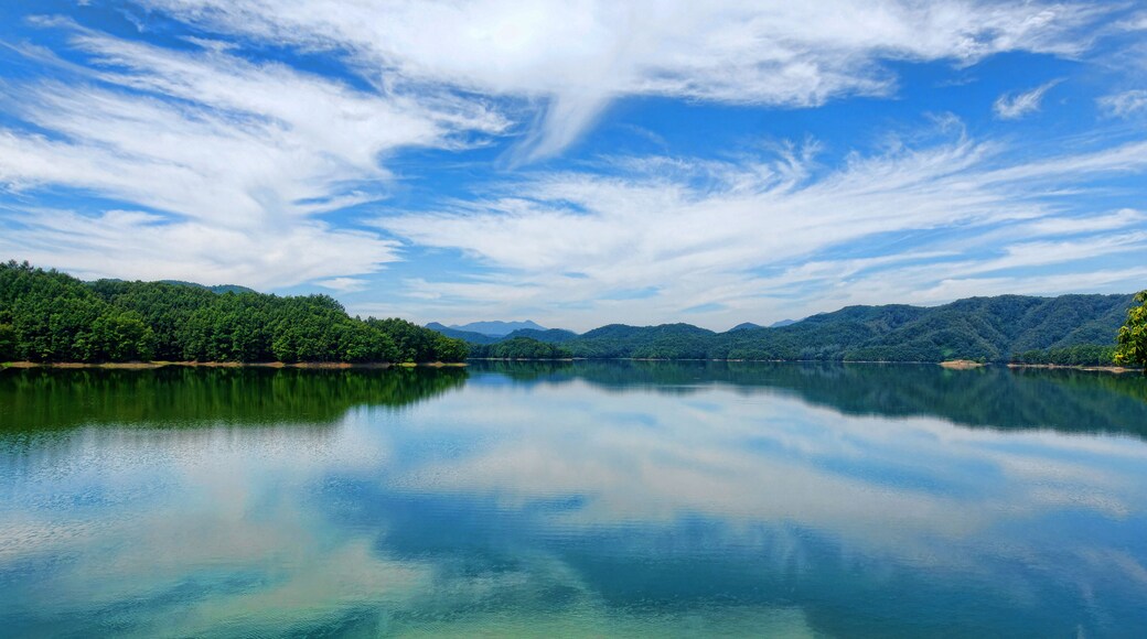Hoengseong Lake Trail