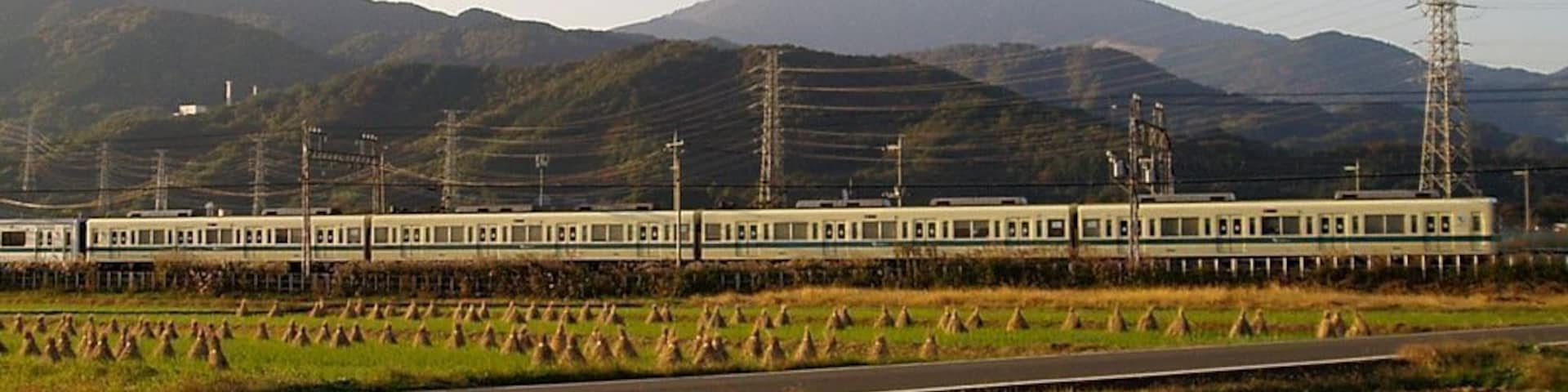 Odakyu Electric Railway, EMU Type 8000 between Isehara Sta. and Tsurumaki-Onsen Sta.
