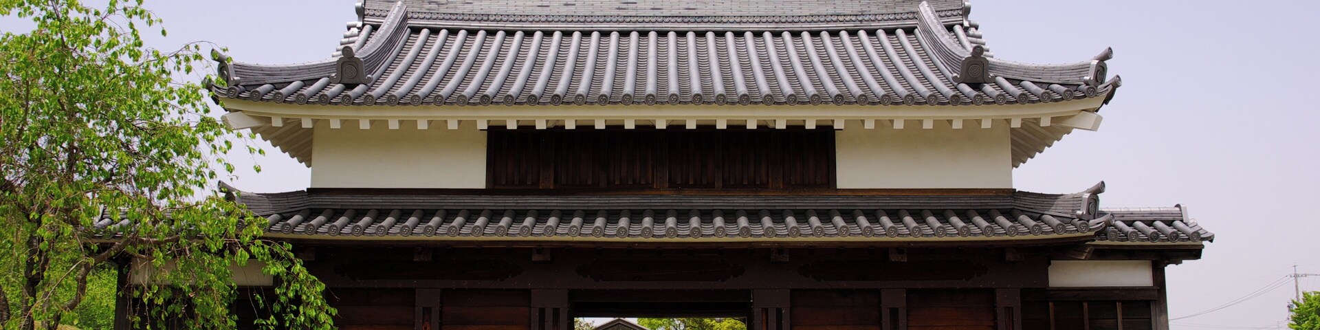 愛知県西尾市の西尾城鍮石(ちゅうじゃく)門