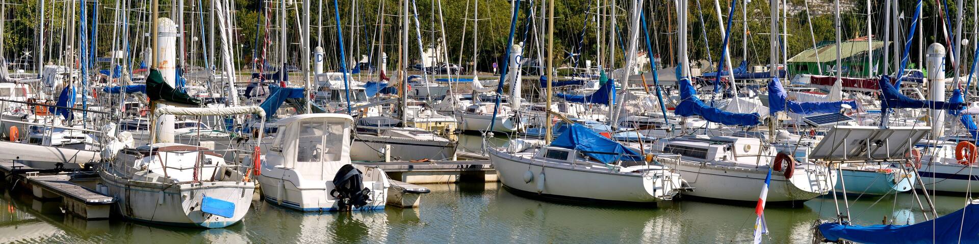 Port of Mortagne-sur-Gironde a commune in the Charente-Maritime department in southwestern France
