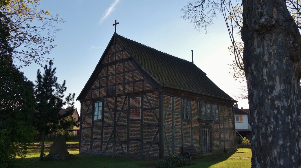 This is a picture of the Brandenburger Baudenkmal (cultural heritage monument) with the ID
