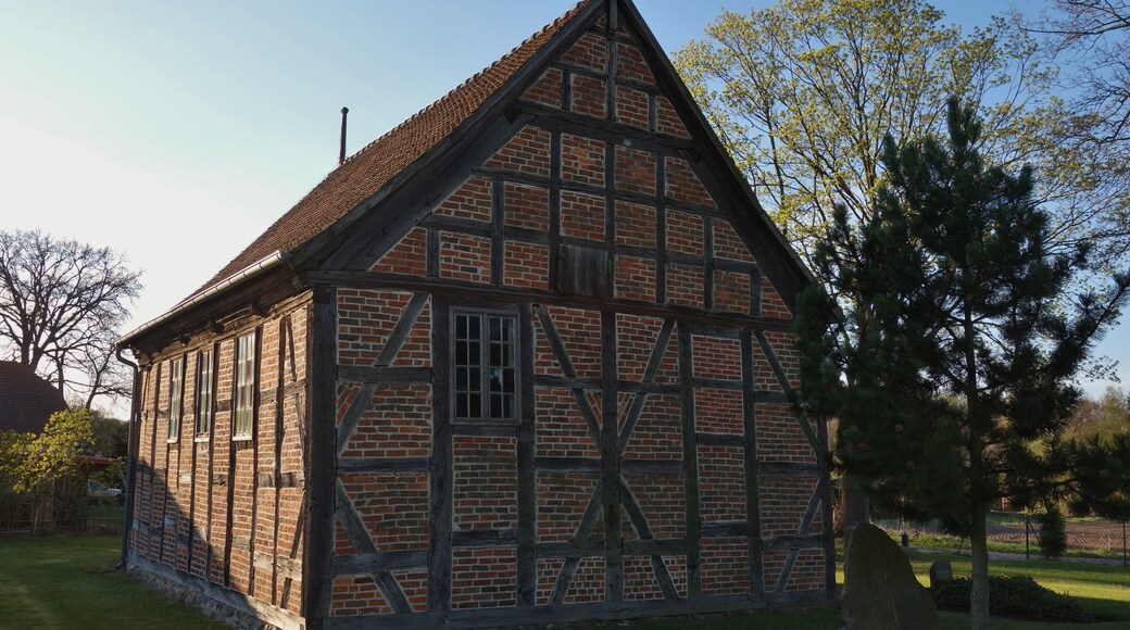 This is a picture of the Brandenburger Baudenkmal (cultural heritage monument) with the ID