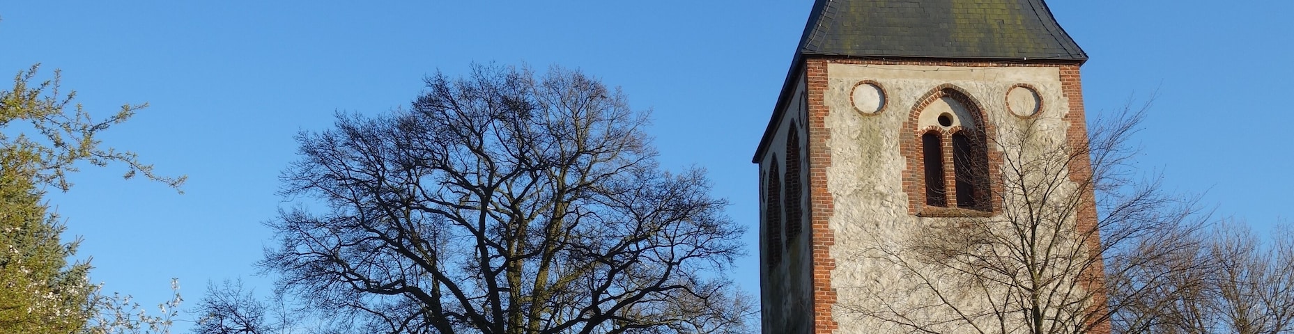 This is a picture of the Brandenburger Baudenkmal (cultural heritage monument) with the ID
