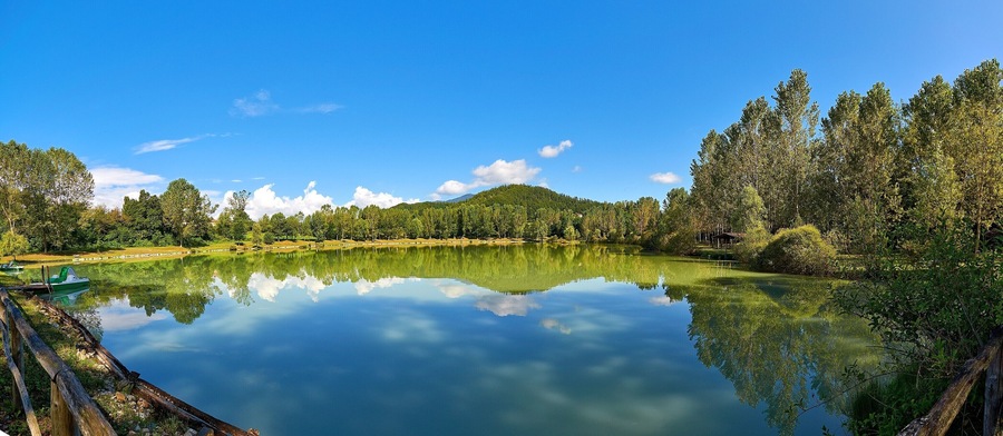Laghetto vicino a Pieve di Campi