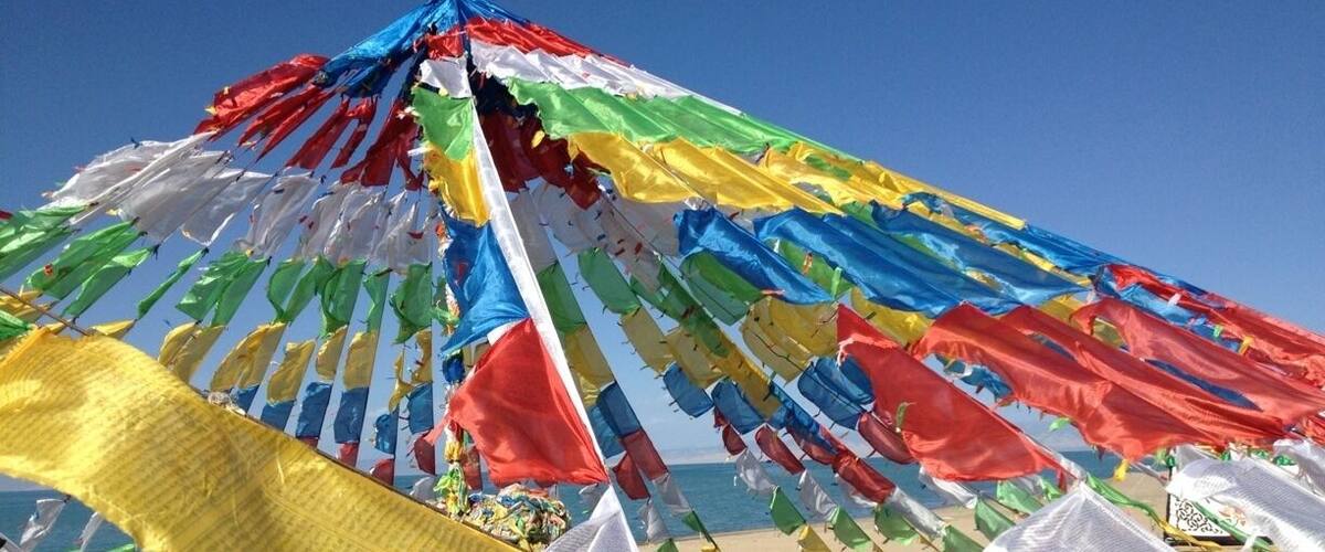 Tibetan silk messages - blowing in the wind