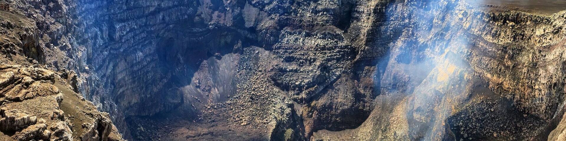 Volcán Masaya / Masaya Volcano
Nicaragua
Spring 2017
#wanderlust #volcano #latinoamerica #nica #nicaragua #volcan #viajero