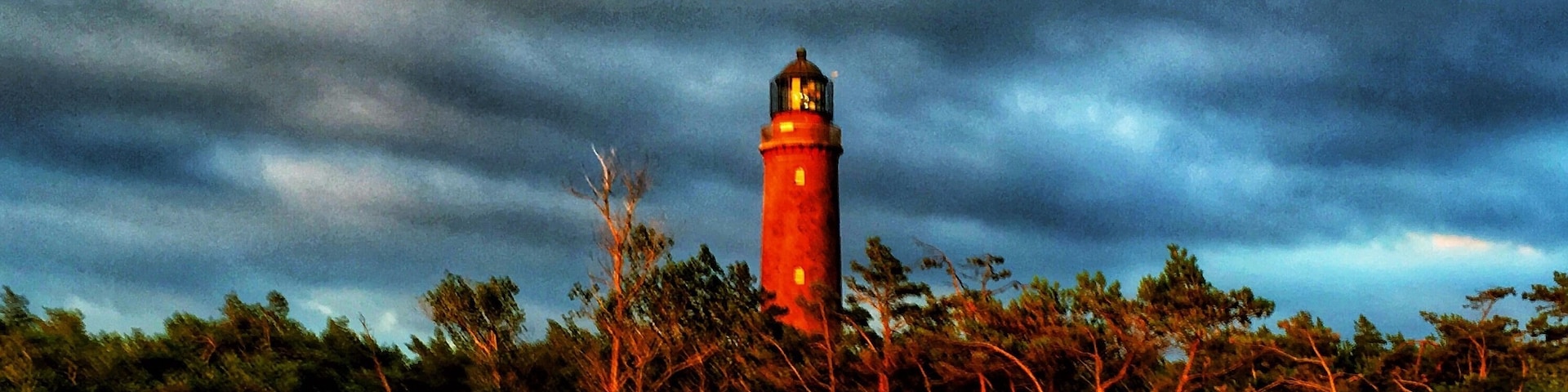 Light Haus Darsser yesterday. It was very windy and Flying sand. To reach there take a byck.
The Photo has been tacken by iPhone 6+