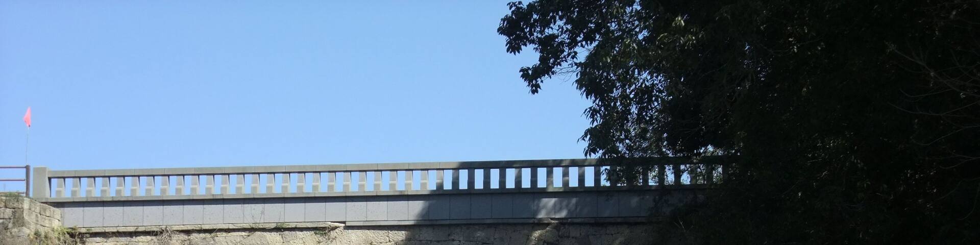 金門橋と坂井出の滝