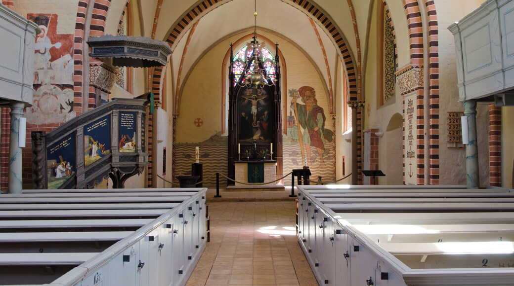 Kröpeliin Stadtkirche Blick zum Altar