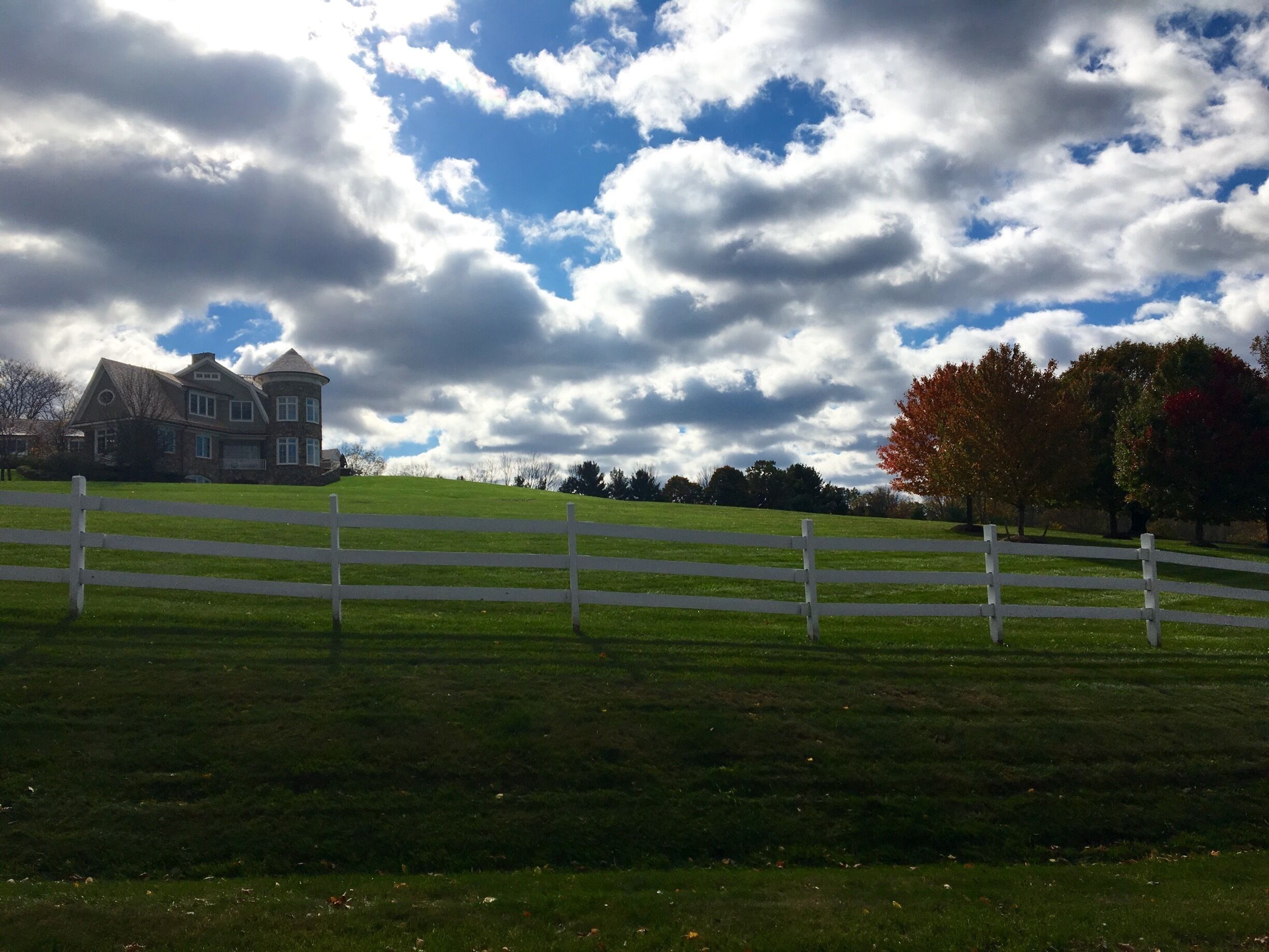 Run this route every weekend and the beautiful view distracts me from the tough hills that come with the vista.  You'd never think this is 30 mins from Newark Airport or 30 miles from Manhattan. #yepitsjersey. October 2016 