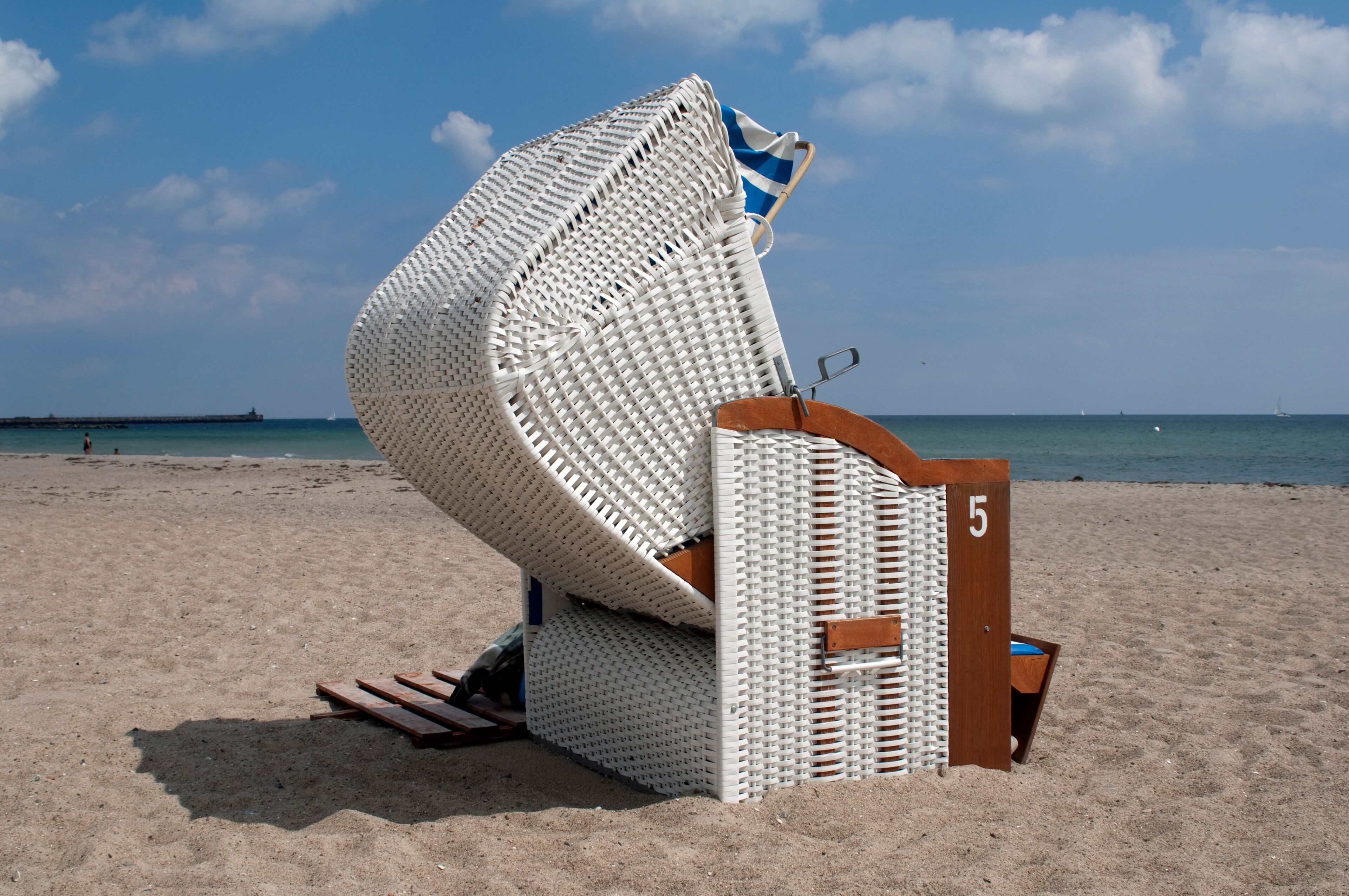 Strandkörbe am Ostseestrand, Schleswig-Holstein