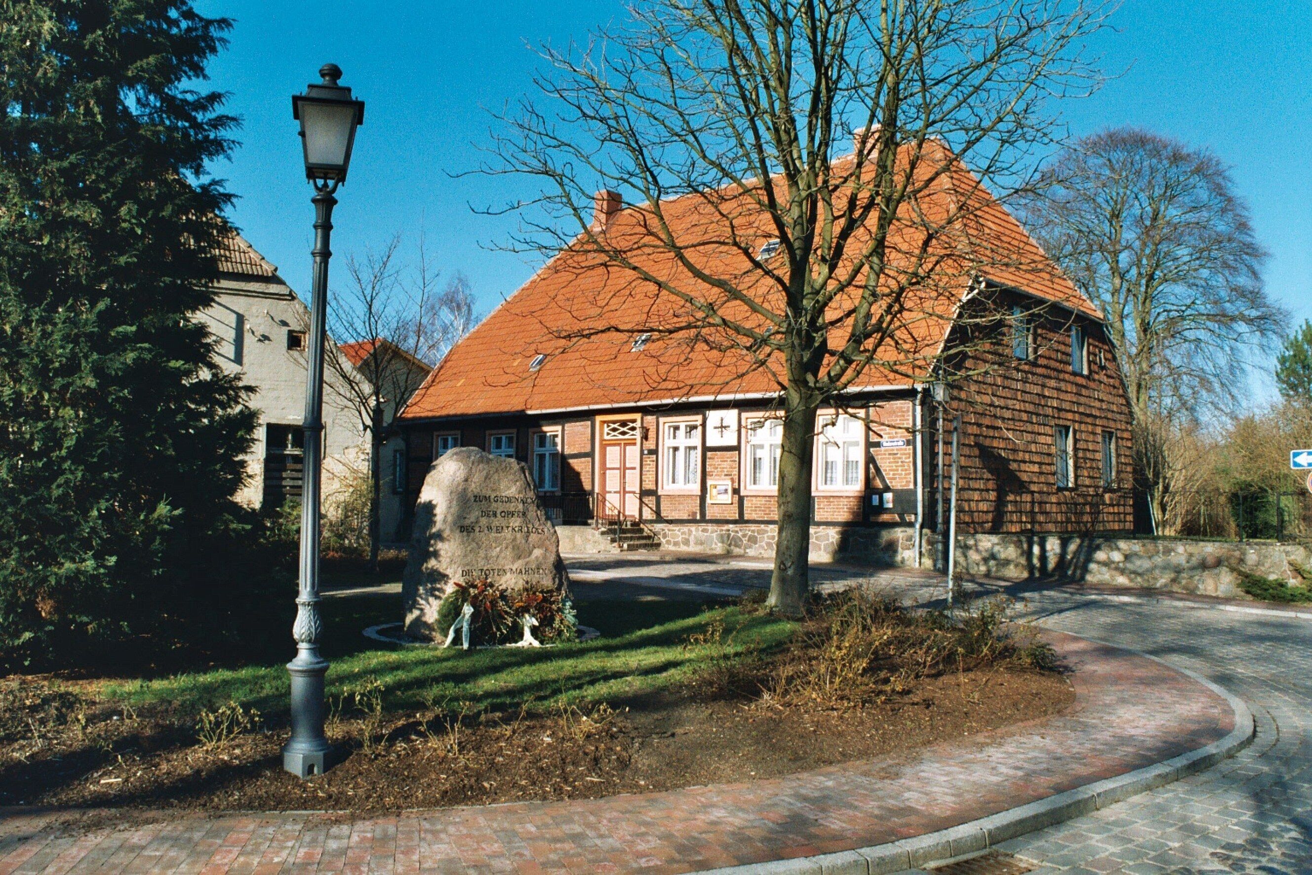 This is a photograph of an architectural monument. It is on the list of cultural monuments of Krakow am See, no. 59