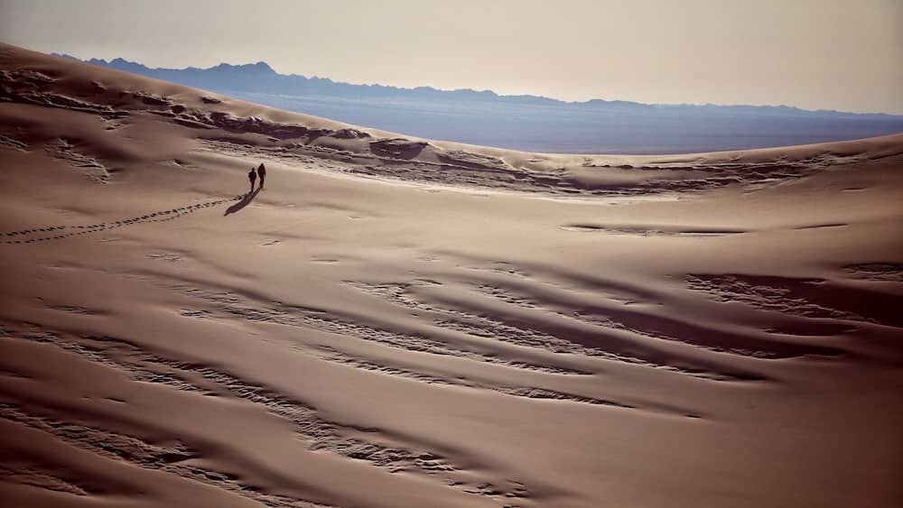 On the dunes at the Gobi Desert , Mongolia #TakeAHike