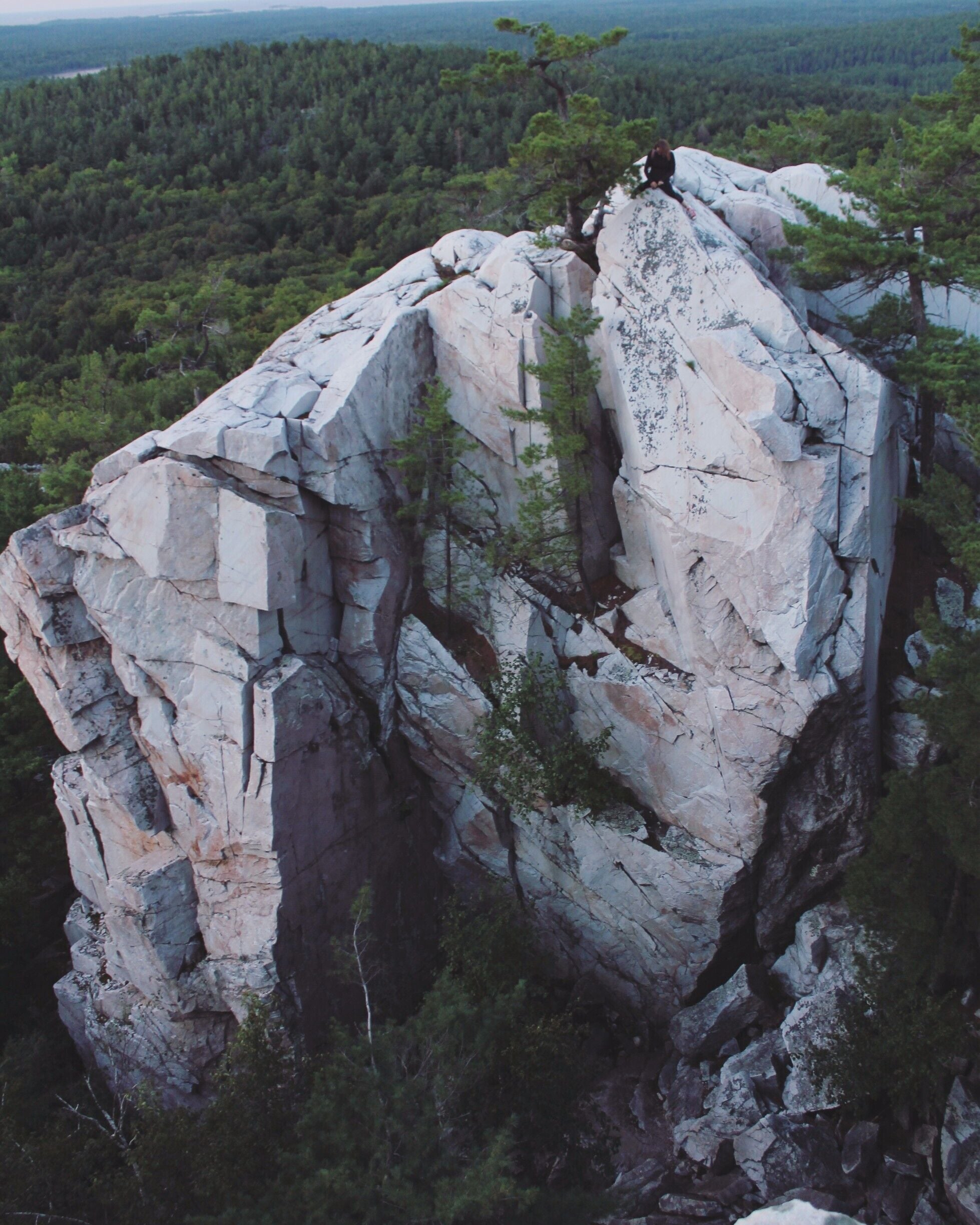 Trail isn't reflective marked, and the deep red and blue markers are hard to find at night but if you can brave it, it makes for one hell of a sunrise.