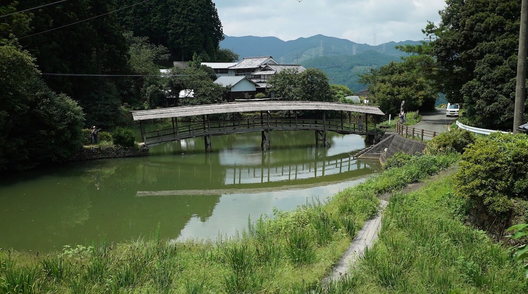 Yuge Shrine, Uchiko, Ehime
Original shrine dates back to end of the 14th century, by a powerful local clan Kono family