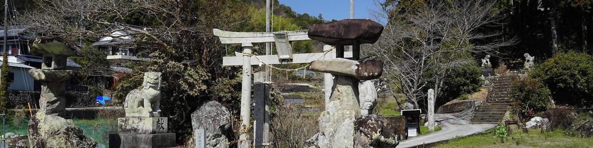 仁井田十二所神社