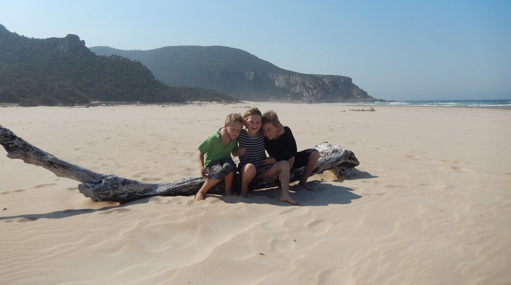 A steep Detour of the main garden route .Worth it to find a beautiful ,wild beach.But you can get out of the wind and have a swim in the inlet here.My kids loved this place.