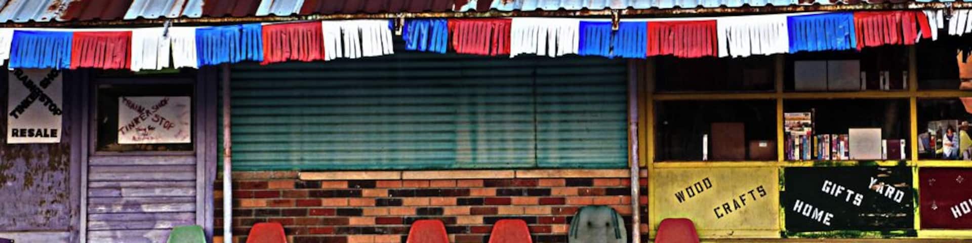 Small Towns of Texas. They have the historic value, so few enjoy. Usually located just off the main highways
#architecture #tnkarts #building #urban #historic #bertram #texas #smalltowns