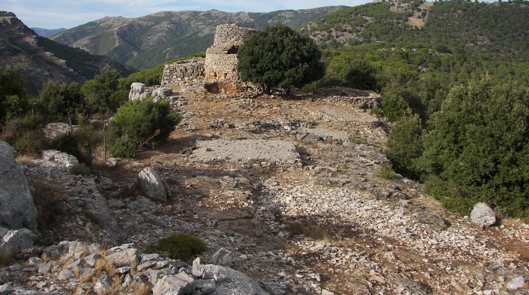 Osini - Nuraghe di Serbissi