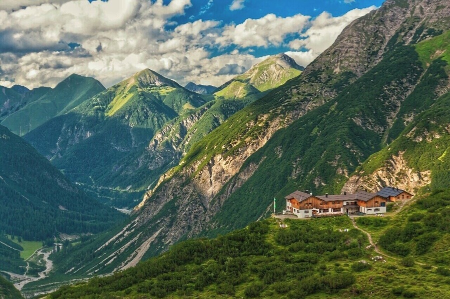 July 2015
Hanauer Huette, Lechtaler Alps, Tyrolia, Austria
Hanauer Huette (1.922 m alt.) as seen from the valley under Dremelspitze on trail from Gramais over Kogelseescharte to Hanauer Huette. They knew where to place the huts to get great views :)