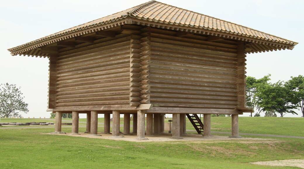 鞠智城復元米倉