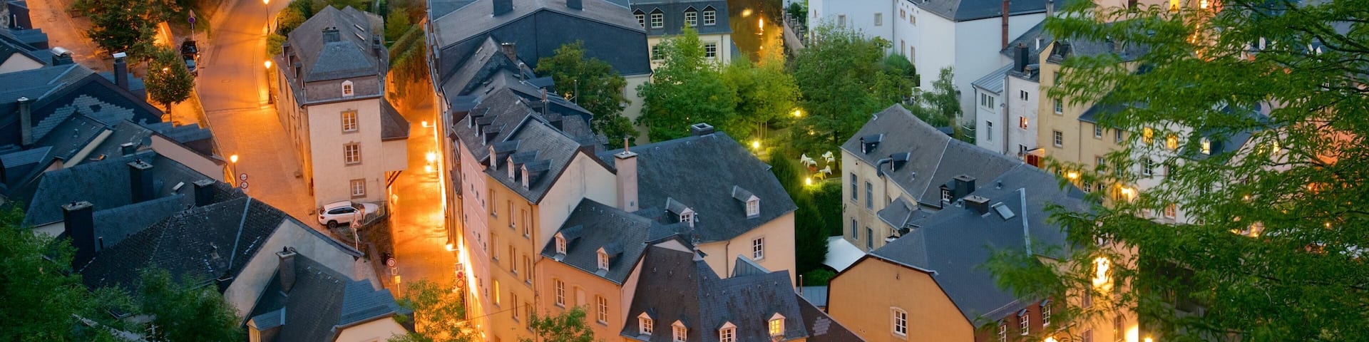 Luxembourg which includes heritage architecture, a city and night scenes