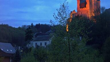 Evening view on La Rochette Castle
#castle #evening