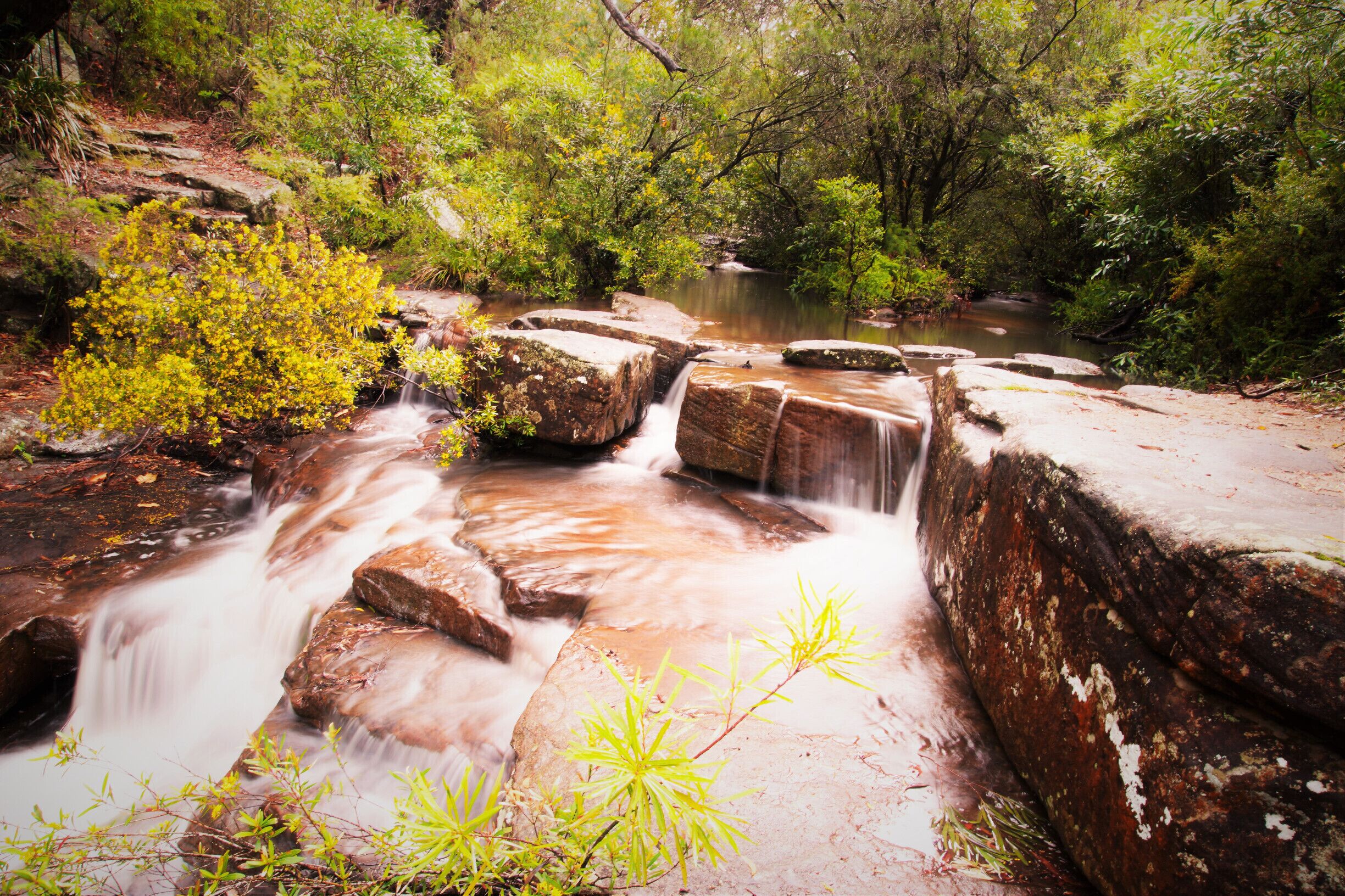 Peaceful easy to get too, different  locations 3 falls