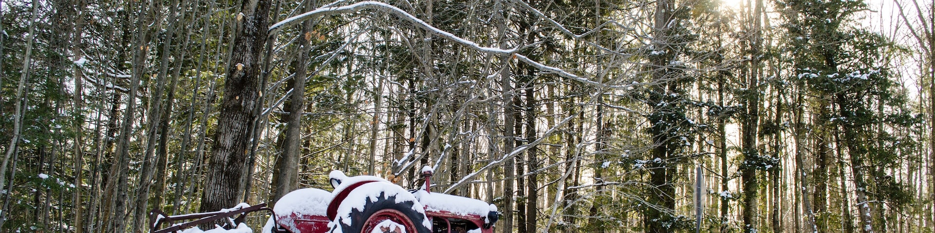 Snow tractor