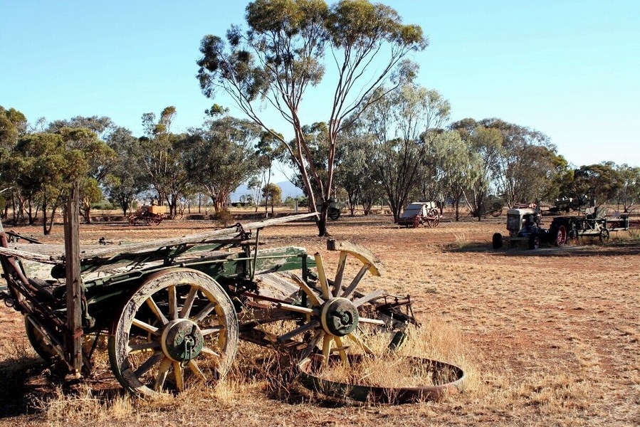 In Quorn there's a cool park/outdoor museum with all kinds of old wagons and farming tools. It's free to visit.