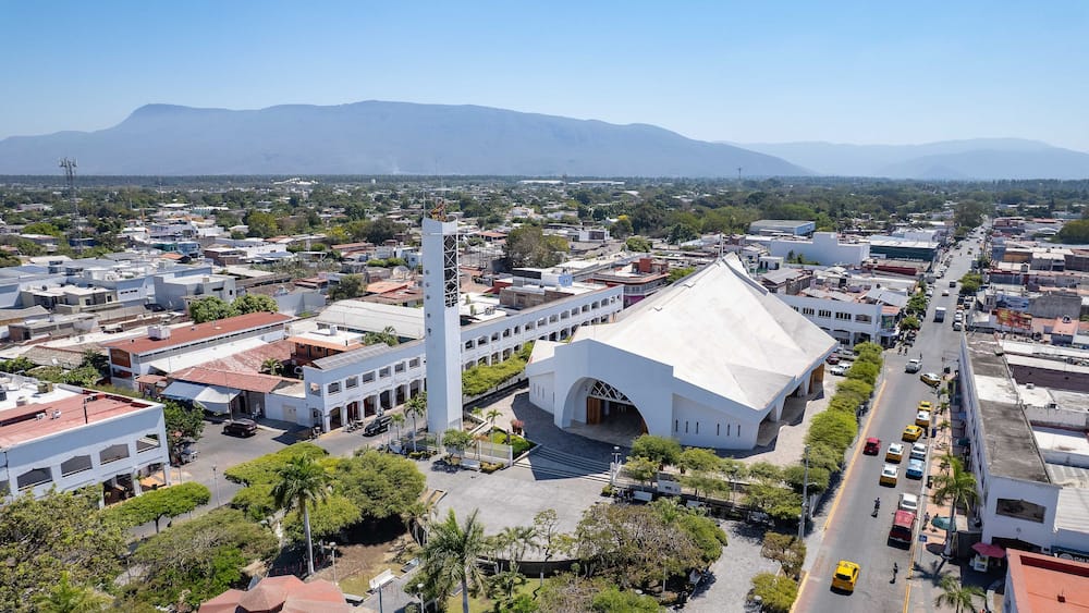 Cathedral of Our Lady of Candelaria in downtown Tecomán, Colima, Mexico, taken on May 2, 2025. A local religious and architectural landmark. tecoman