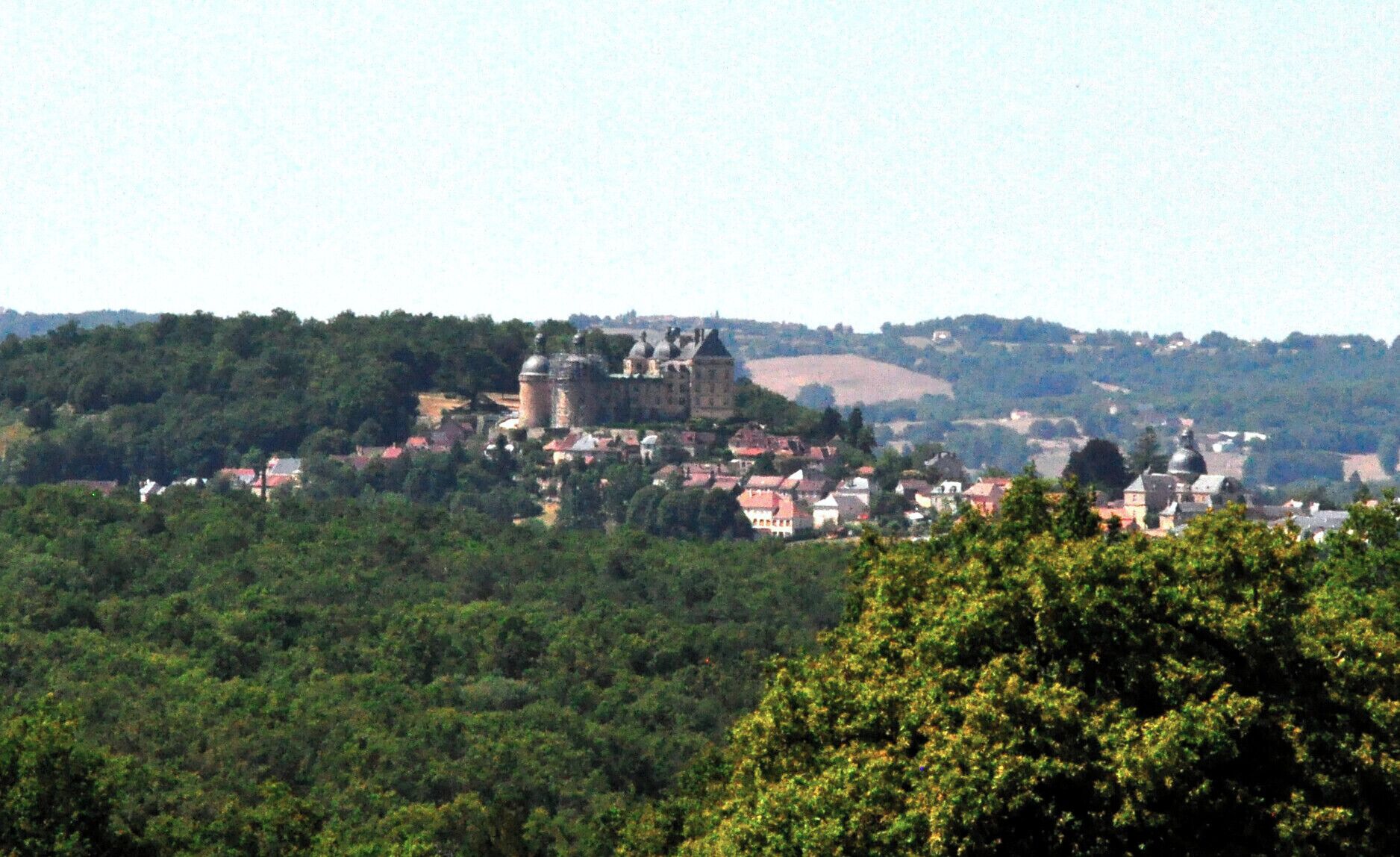 The roofline of this spectacular chateau is completely different from its Périgordian neighbours, but its domes are matched by the medical museum also in this pretty town.