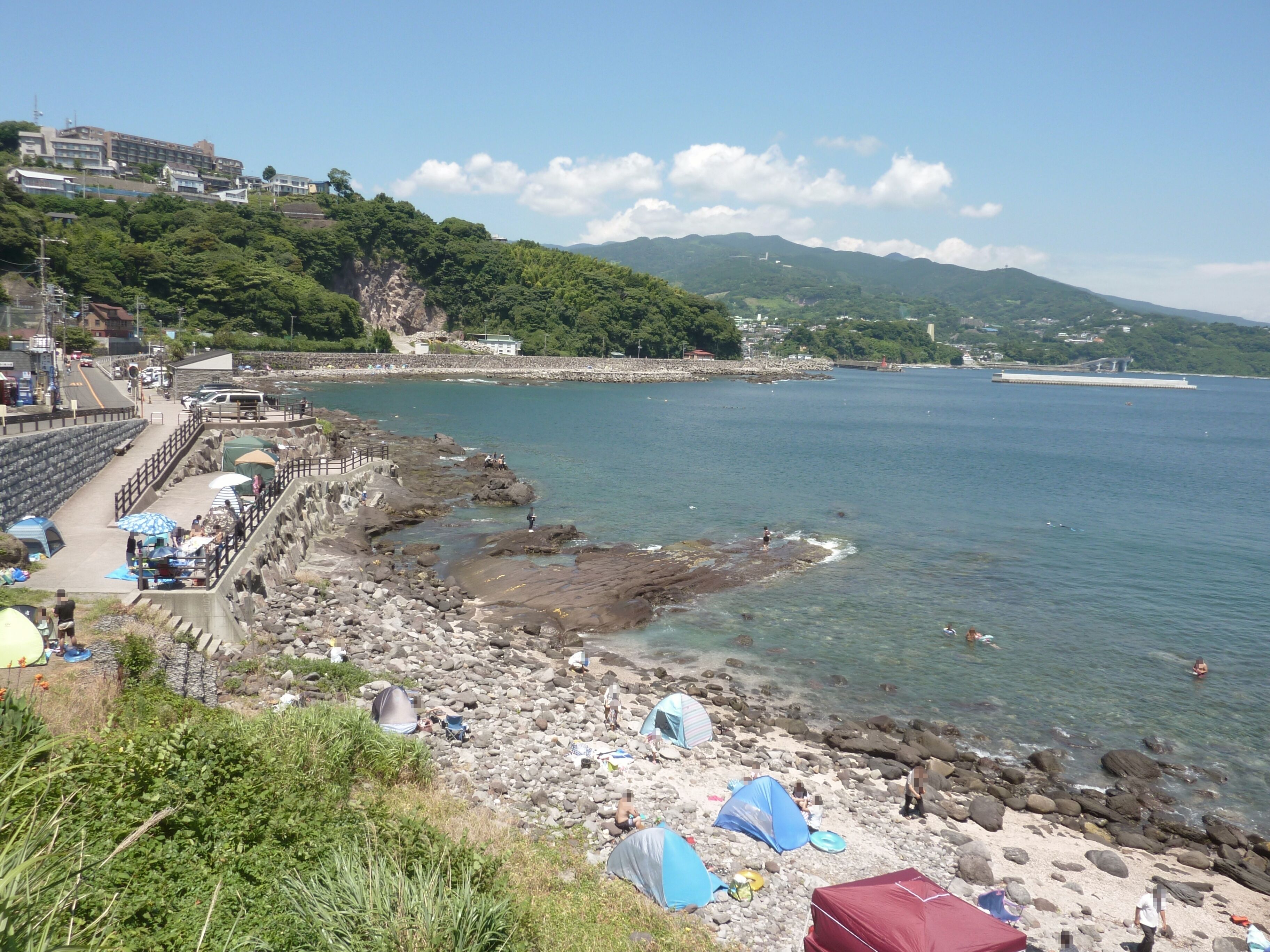 真鶴半島の琴ケ浜海岸（神奈川県真鶴町）