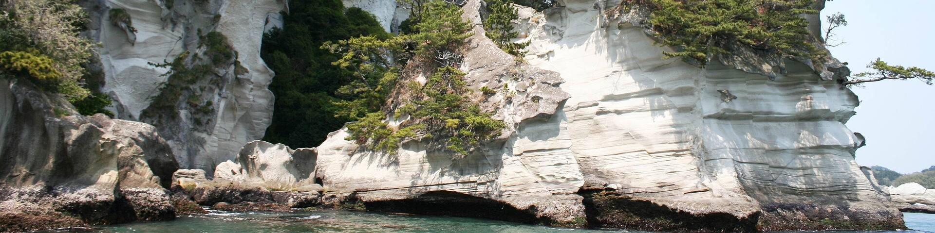 嵯峨渓夫婦岩Sagakei Meoto-iwa右側女岩