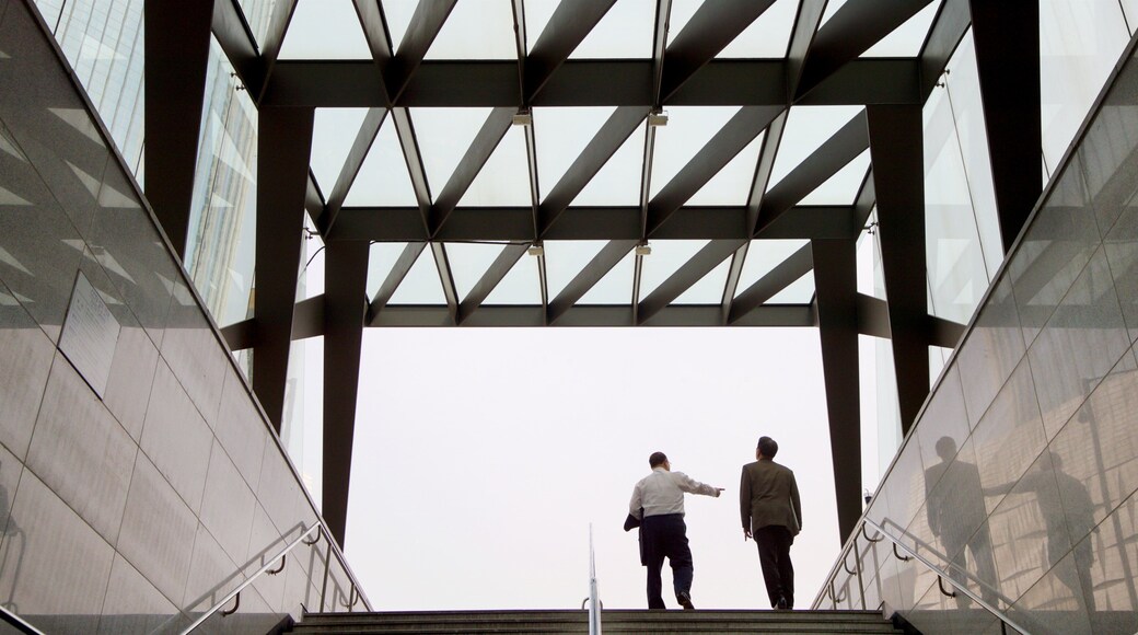 Jamsil-dong as well as a couple