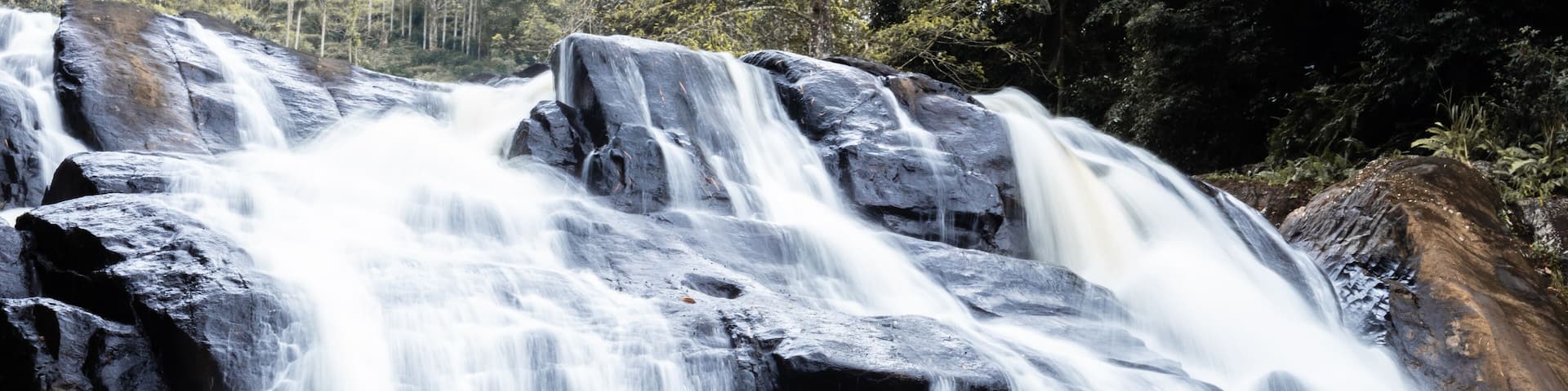 sathmahal ella deniyaya long exposure photography