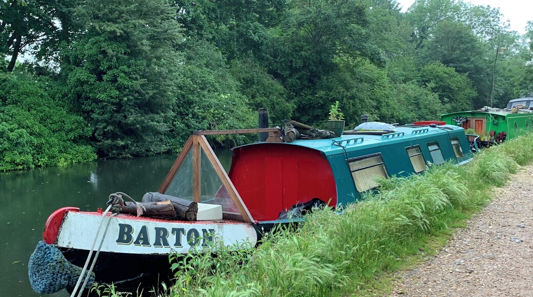 Just discovered Dobbs Weir near Hoddesdon in Essex, a great place to visit for a walk, a bite to eat and to just generally chill.