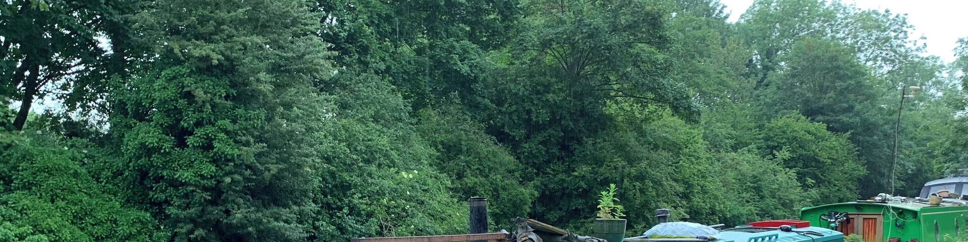 Just discovered Dobbs Weir near Hoddesdon in Essex, a great place to visit for a walk, a bite to eat and to just generally chill.