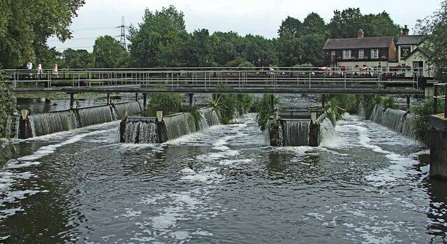 Dobb's Weir. Dobb's Weir with the Fish and Eels Public House in the background, as seen from the bridge.