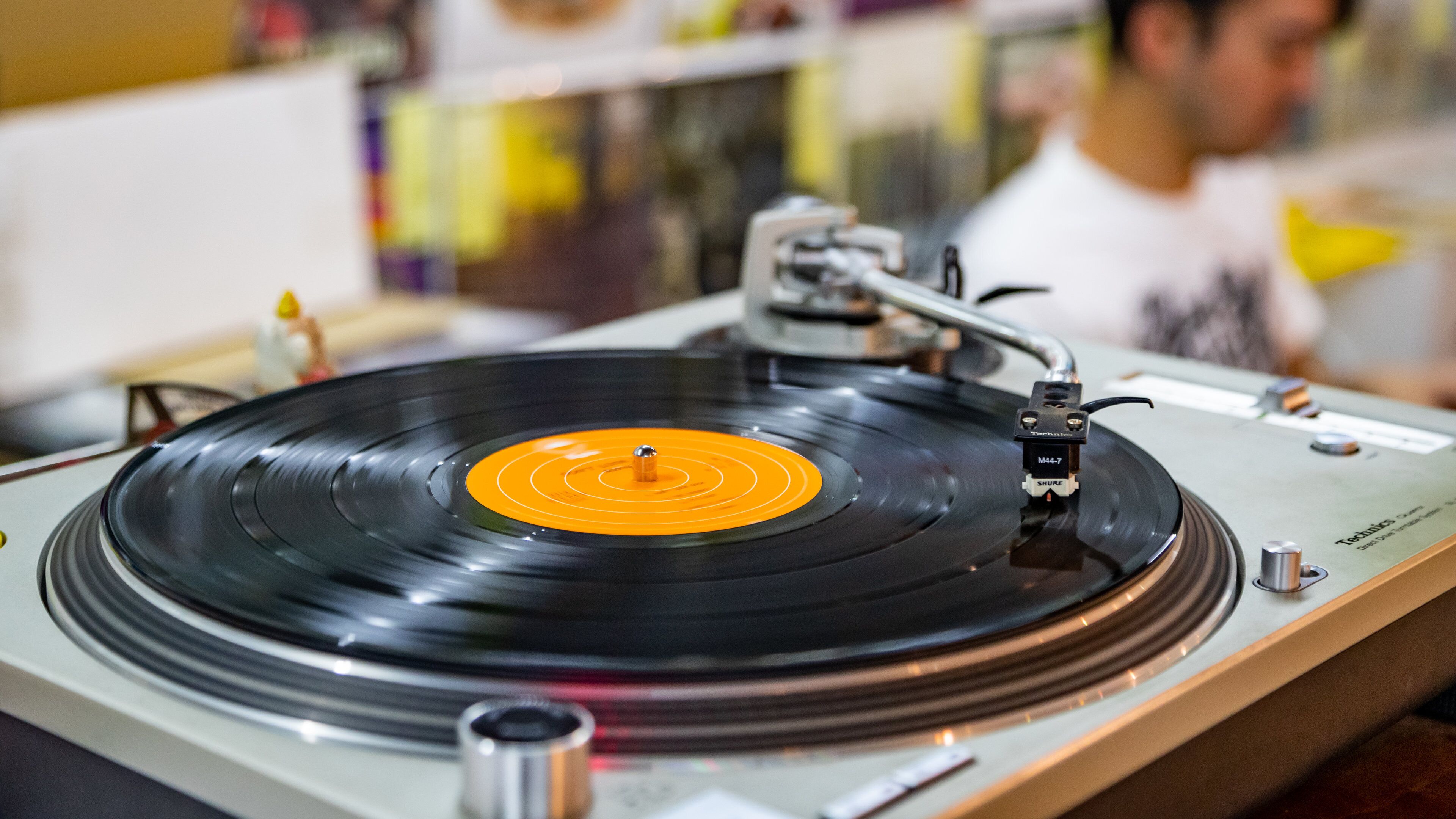 Amerikamura showing music