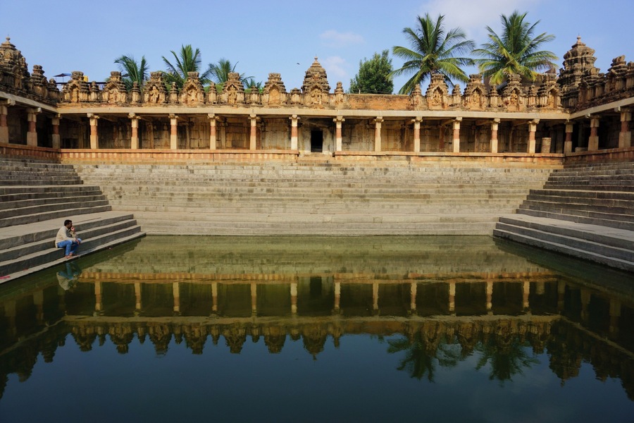 Reflections. #trovember #outdoors #pond #temple #bhoganandeeshwaratemple #nandihills #india #architecture